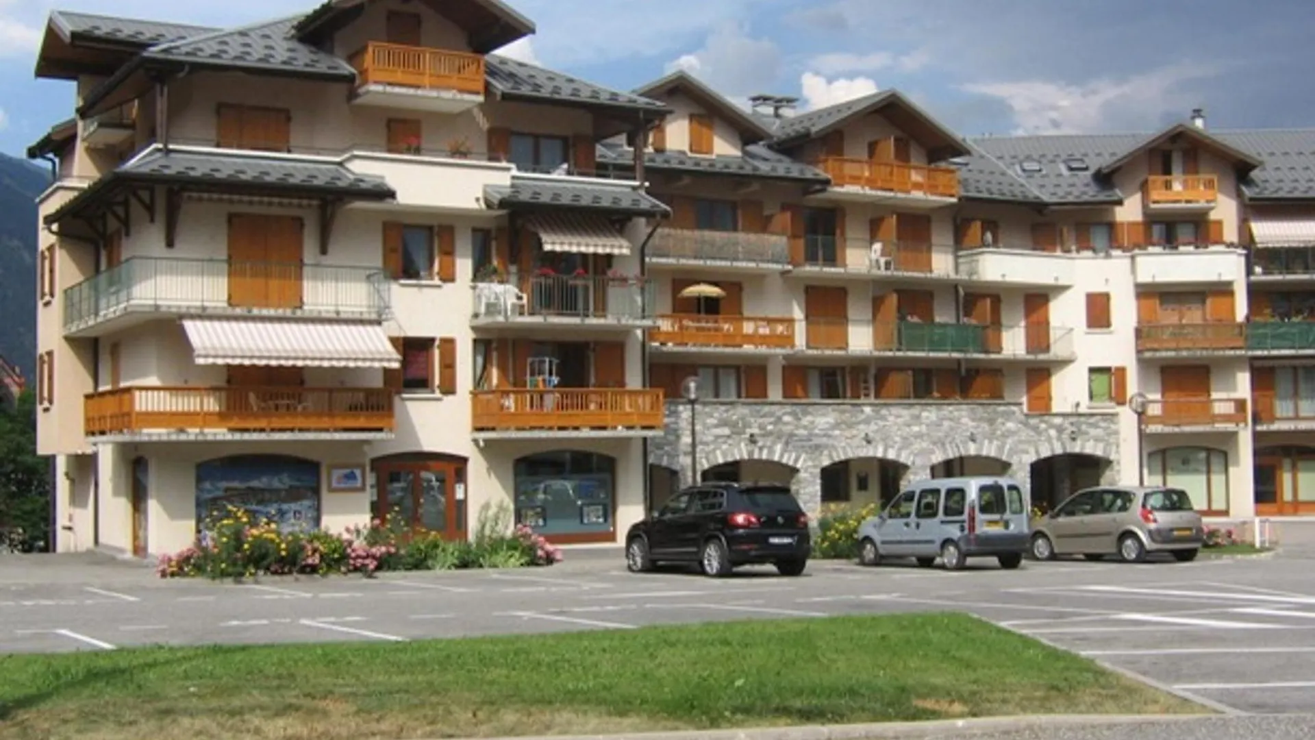Grand 3 Pieces Pour 6 Pers. Avec Balcon Pres Du Funiculaire A Bourg-Saint-Maurice - Fr-1-411-934 Apartment